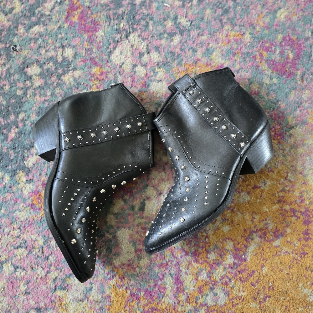 ✨️Sam EdelmanBrianWomen's Size 7 Black Leather StuddedWestern Ankle Booties
